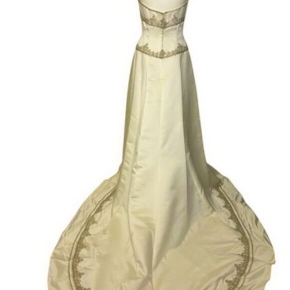 Herawhite Ivory Crystal Silver Embroidered Strapless Wedding Gown - Picture 3 of 8